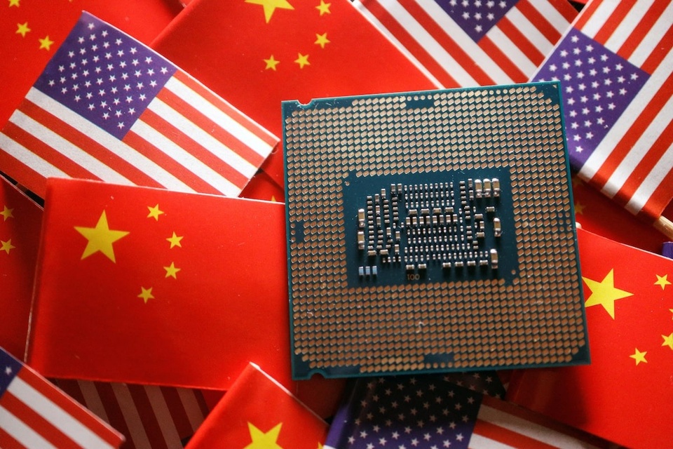 Chip của các công ty Mỹ không được cấp phép để sử dụng trong chính quyền Trung Quốc. Ảnh: Reuters.